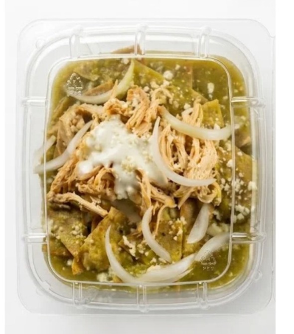 Ser-chilaquiles con tortilla azul